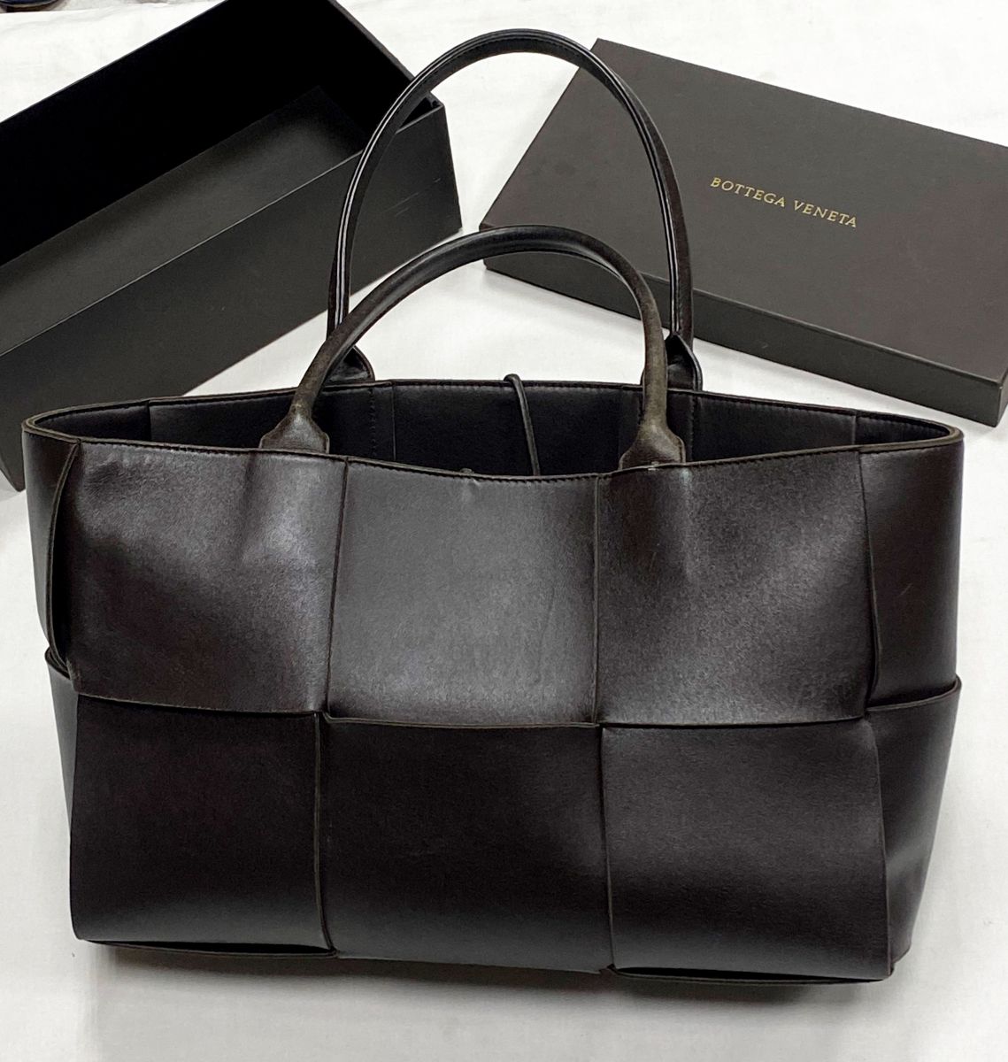 Сумка Bottega Veneta размер 35/25 цена 78 275 руб

