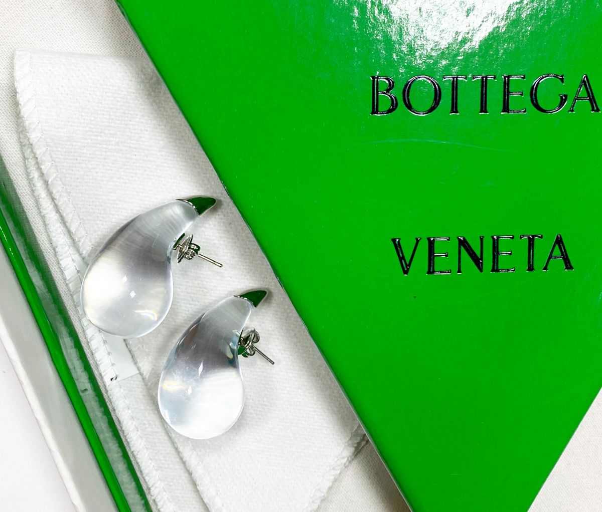 Серьги Bottega Veneta цена 31 310 руб / упаковка /