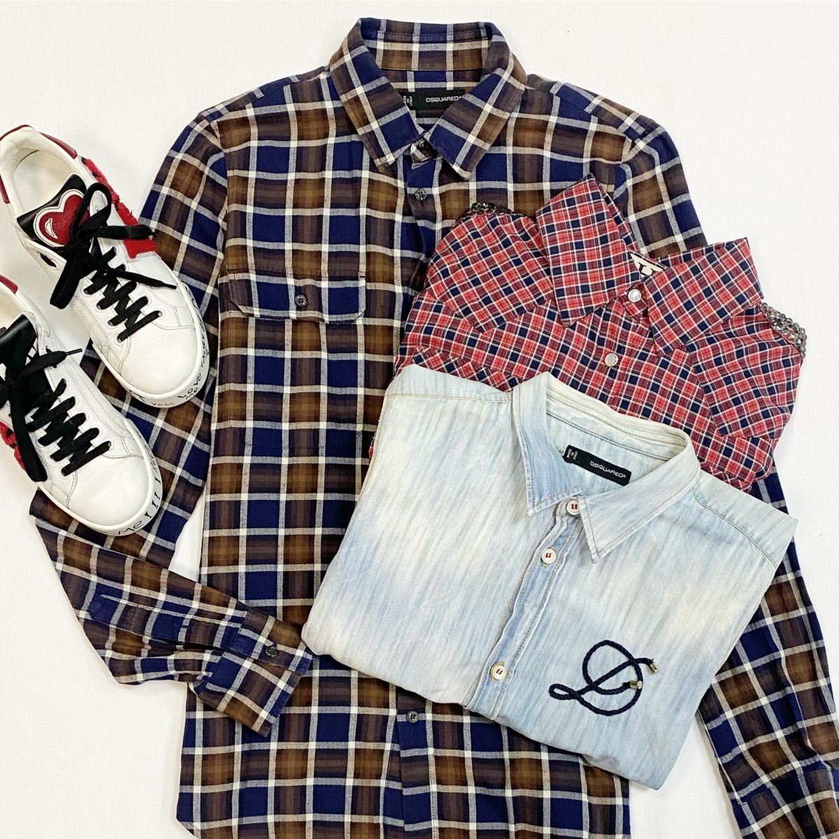 Рубашки Dsquared размер 42/44 цена от 3 077 руб до 4 616 рубКеды Dolce Gabbana размер 35 цена 10 770 руб