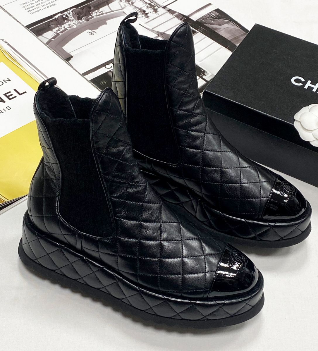 Ботинки Chanel размер 38.5 цена 125 240 руб

