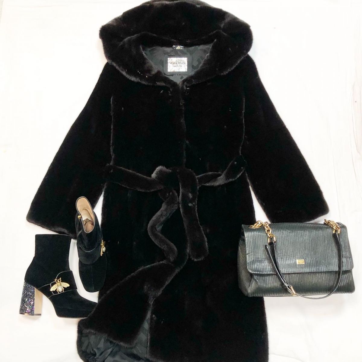 Шуба /мех норки/ MALA MATI размер 44 цена 107 693 руб Сумка DOLCE GABBANA