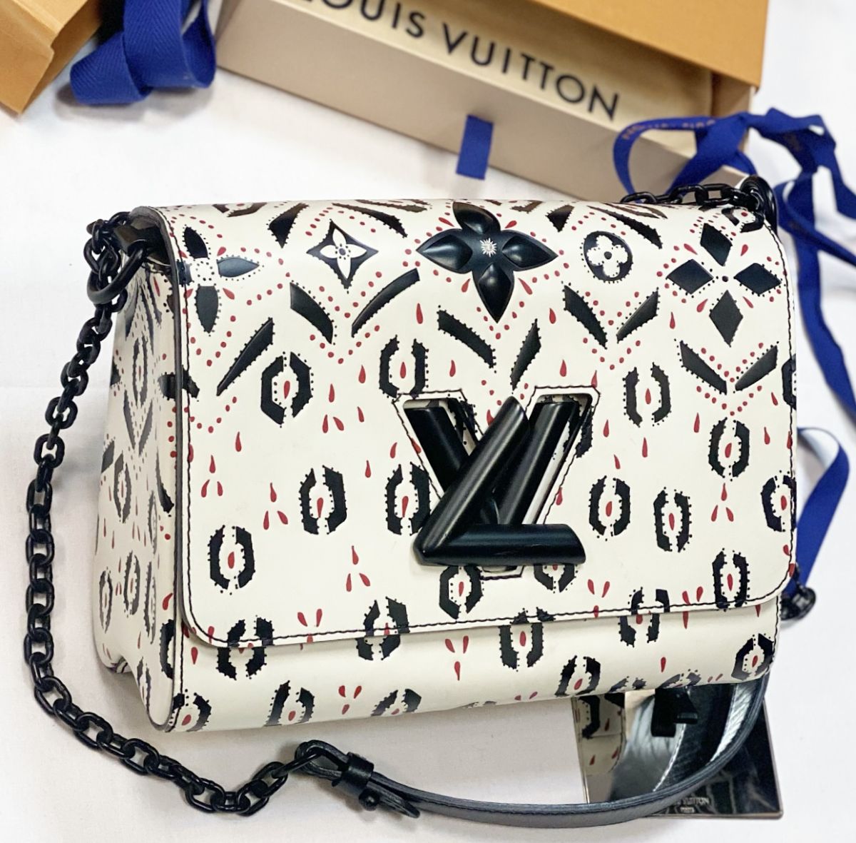 Сумка Louis Vuitton размер 23/16 цена 138 463 руб