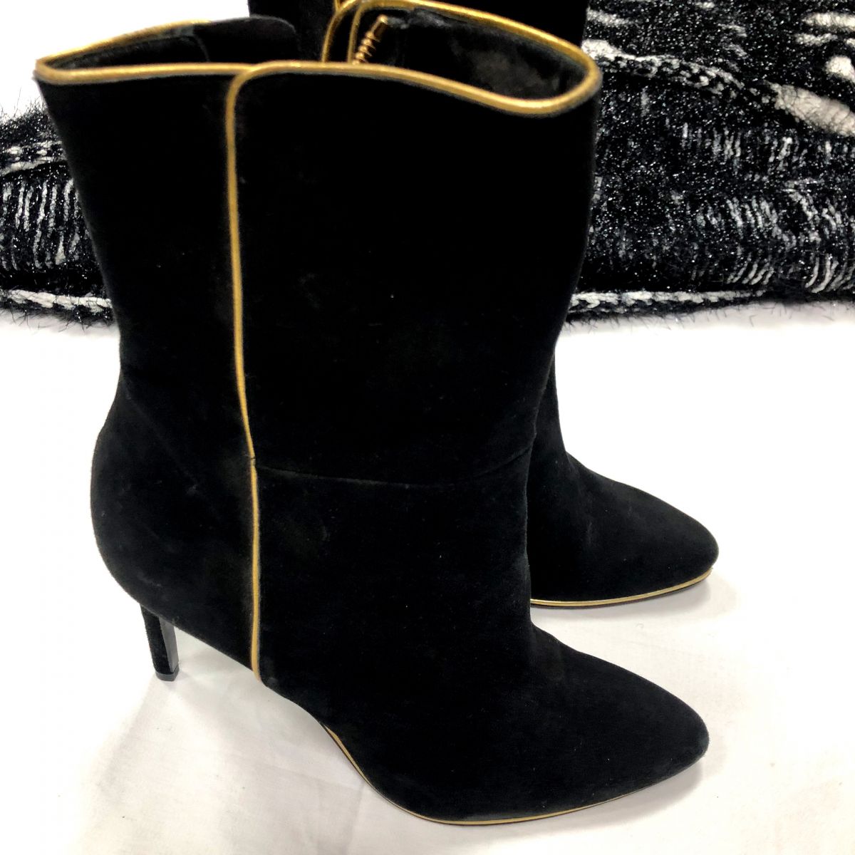 РАСПРОДАЖА! 
Ботильоны BALMAIN размер 39 цена 783 руб