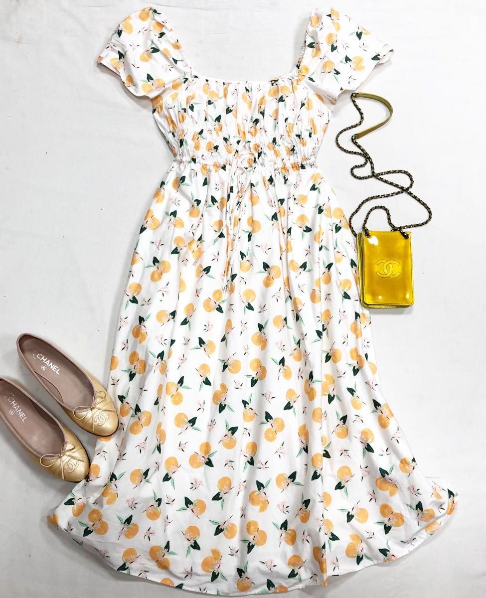 Платье Kate Spade размер M цена 10 959 руб
Балетки Chanel размер 37.5 цена 23 483 руб
Сумочка Chanel