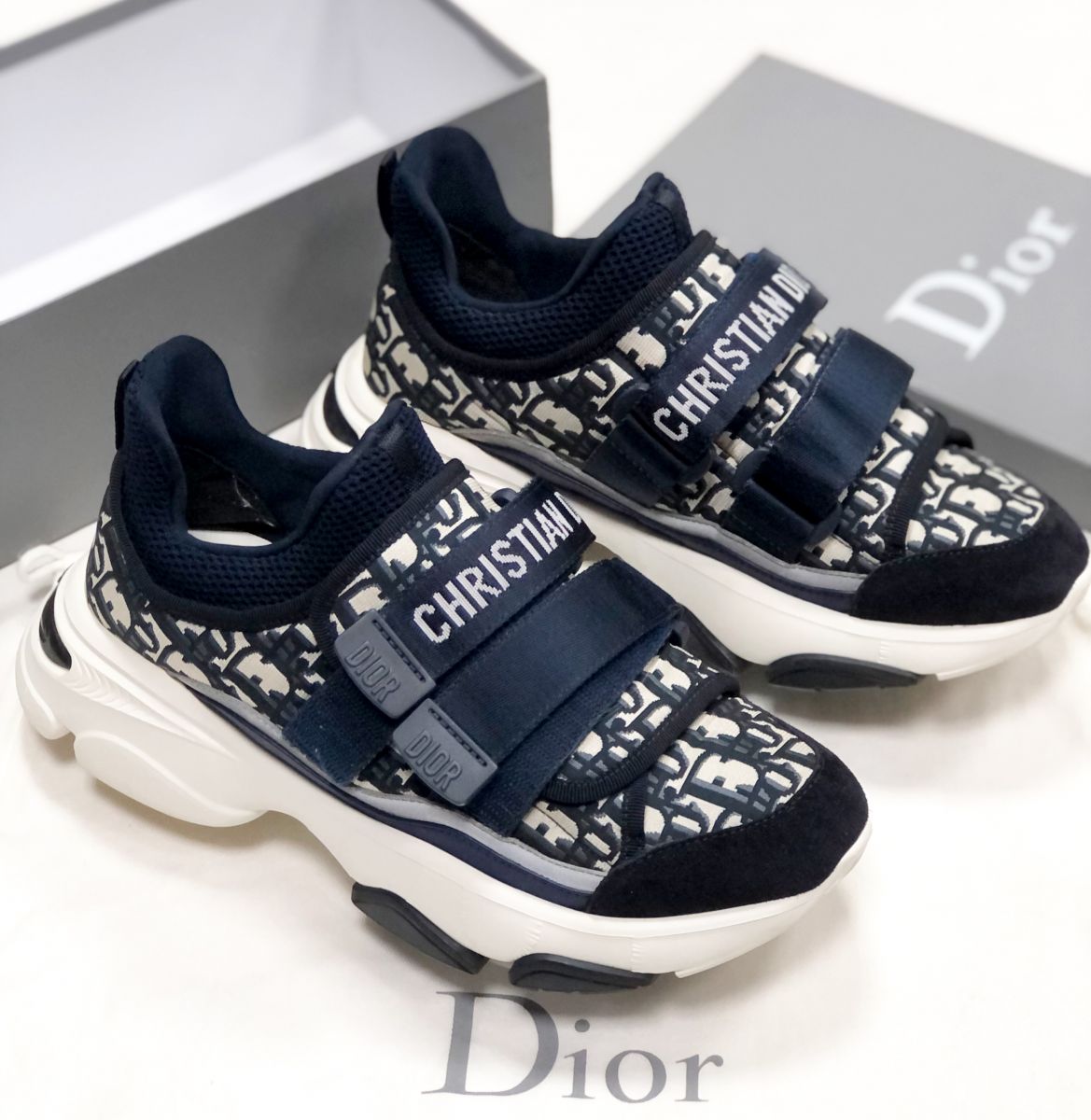 Кроссовки Christian Dior размер 38.5 цена 46 965 руб
