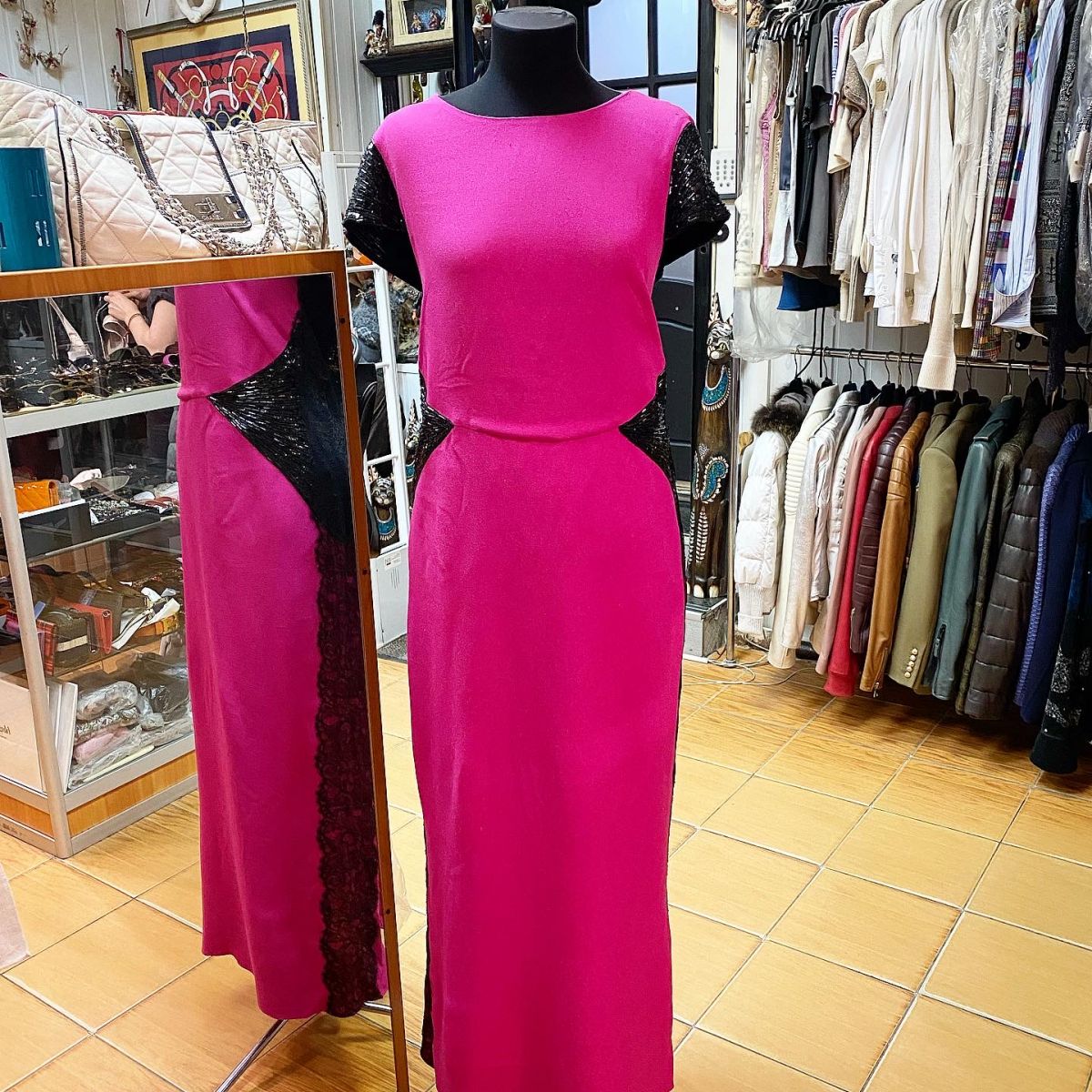 Платье / отделка бисер / Escada размер 46 / 52 / цена 12 308 руб 