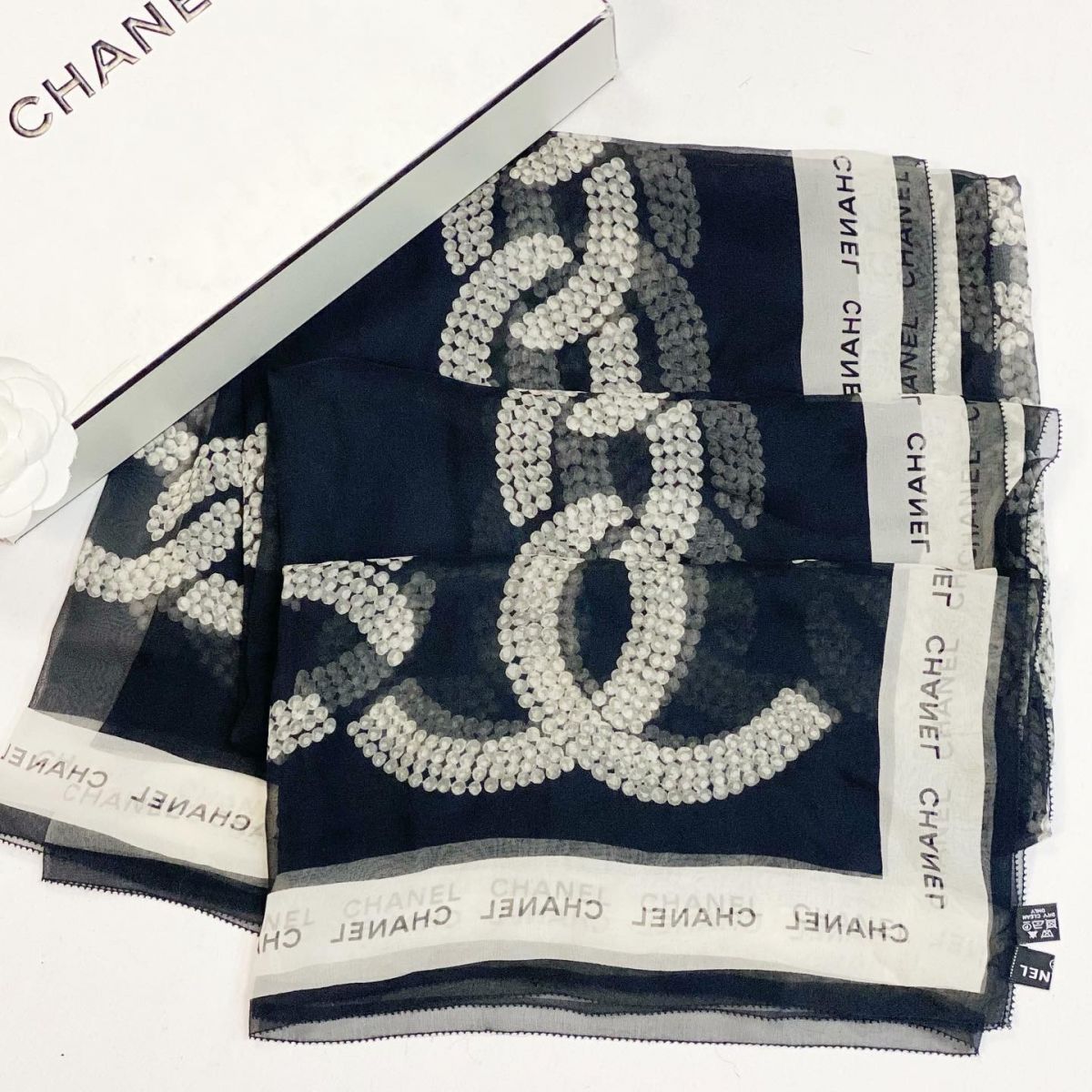 Платок Chanel размер 120/120 цена 26 155 руб 
