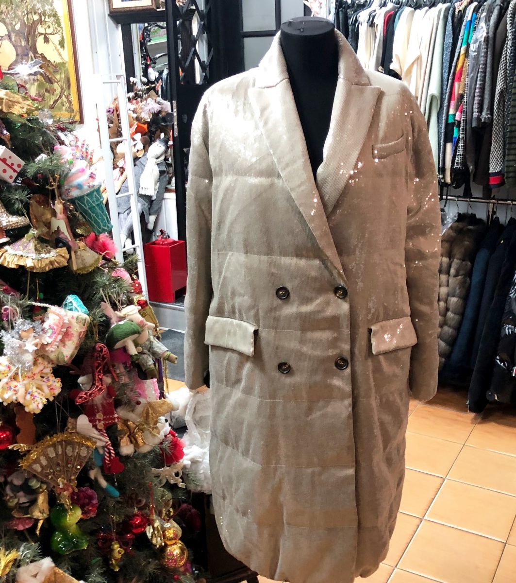 Пальто /пайетки/ BRUNELLO CUCCINELLI размер 42 цена 156 554 руб