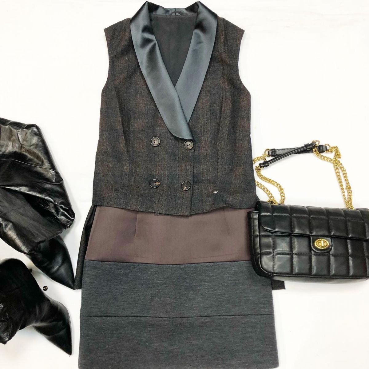 Костюм Brunello Cuccinelli размер 36/40 цена 30 770 руб Сумка Versace