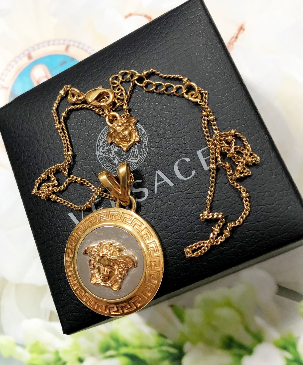 Подвеска Versace цена 31 310 руб/ в коробке/
