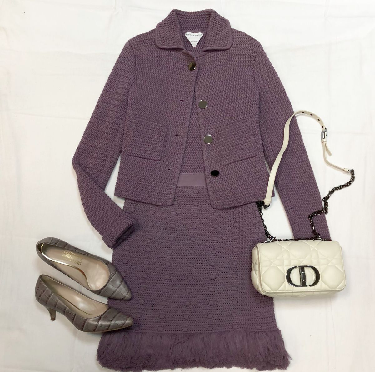 Костюм BOTTEGA VENETA размер S цена 46 155 руб 
Сумочка Christian Dior