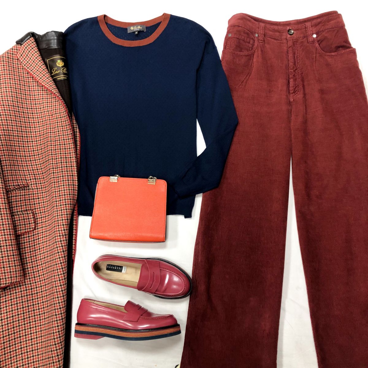 Свитер LORO PIANA размер S цена 15 655 руб 
Брюки BRUNELLO CUCCINELLI размер S цена 15 655 руб 
Пальто /кашемир/ LORO PIANA цена 78 275 руб