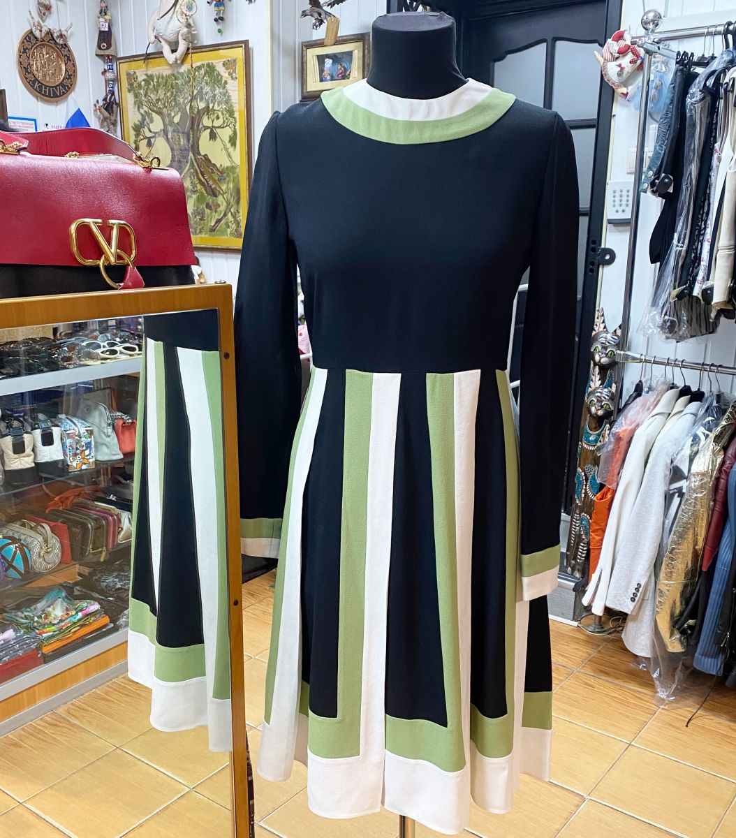 Платье Valentino размер 42 цена 31 310 руб