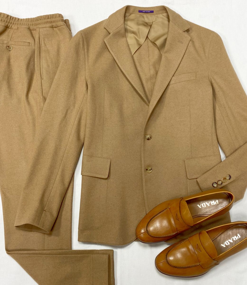 #mechtamen Костюм Ralph Lauren размер 46 цена 39 138 руб 
Лоферы Prada размер 42 цена 15 655 руб 