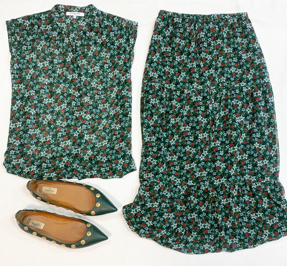 Костюм Garard Darel размер 44 цена 7 693 руб
Балетки Valentino размер 41 цена 12 308 руб 