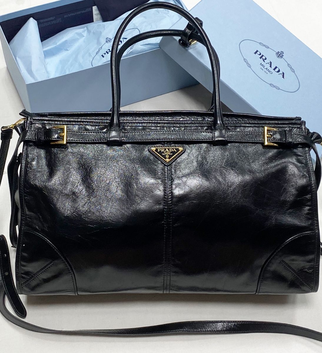 Сумка Prada размер 38/22 цена 187 860 руб 
