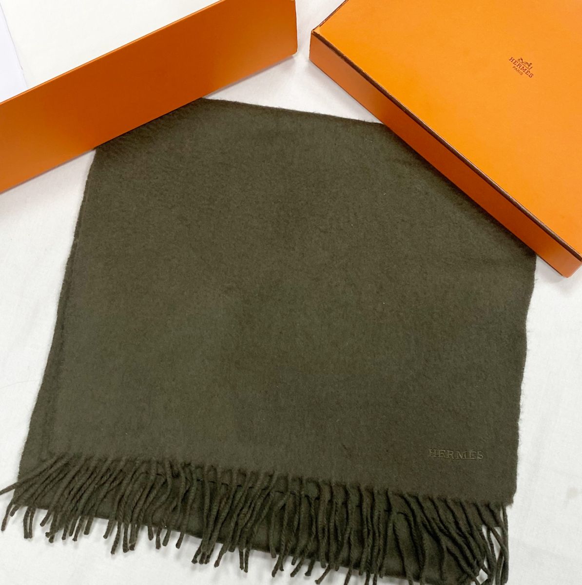 Шарф Hermes размер 40/140 цена 15 655 руб

