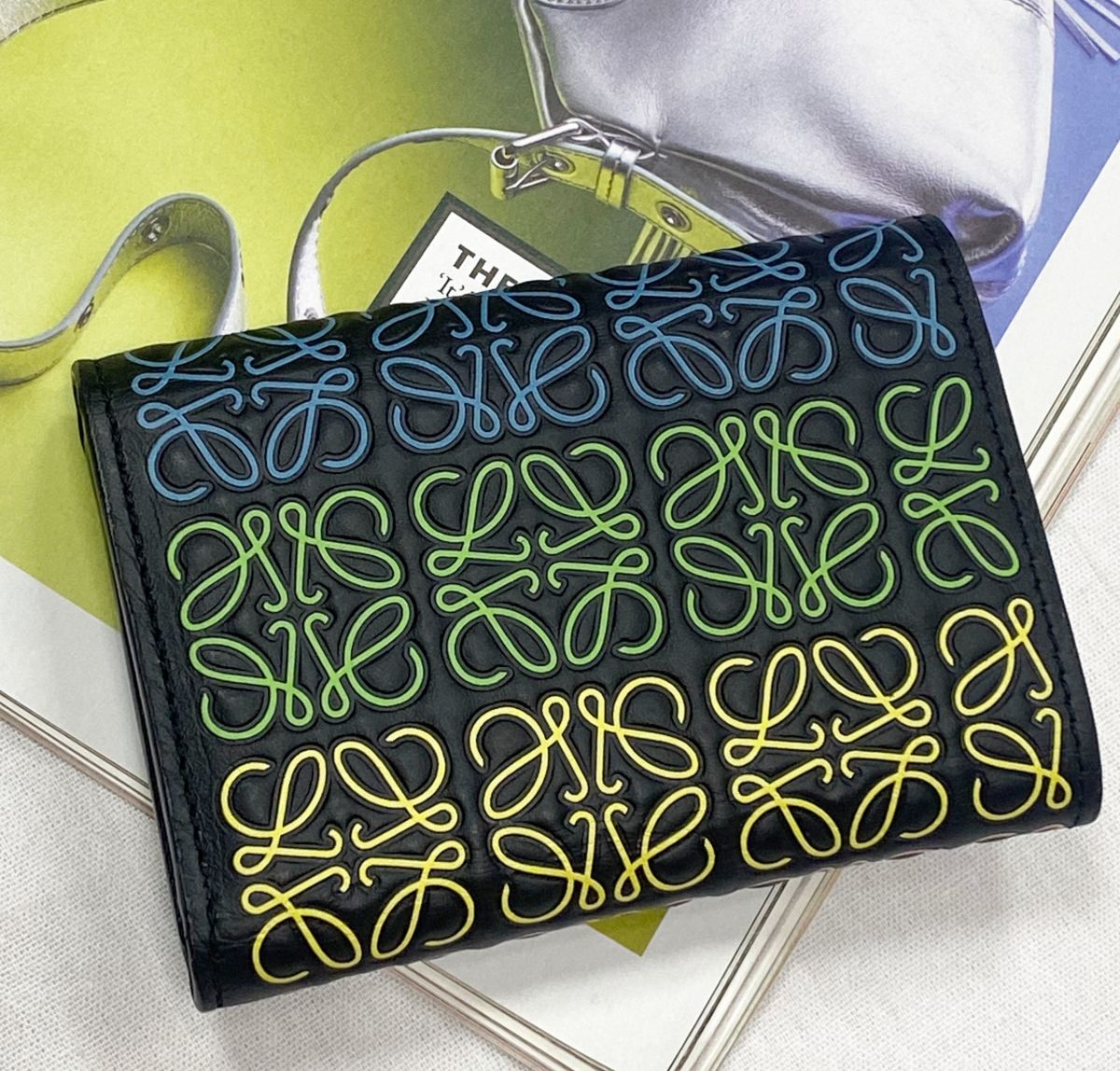 Кошелек Loewe цена 23 483 руб