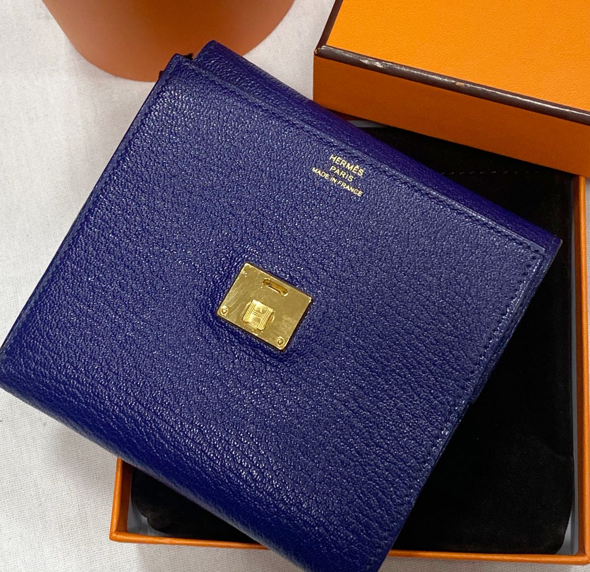 Кошелек Hermes цена 78 275 руб / в коробке/ 