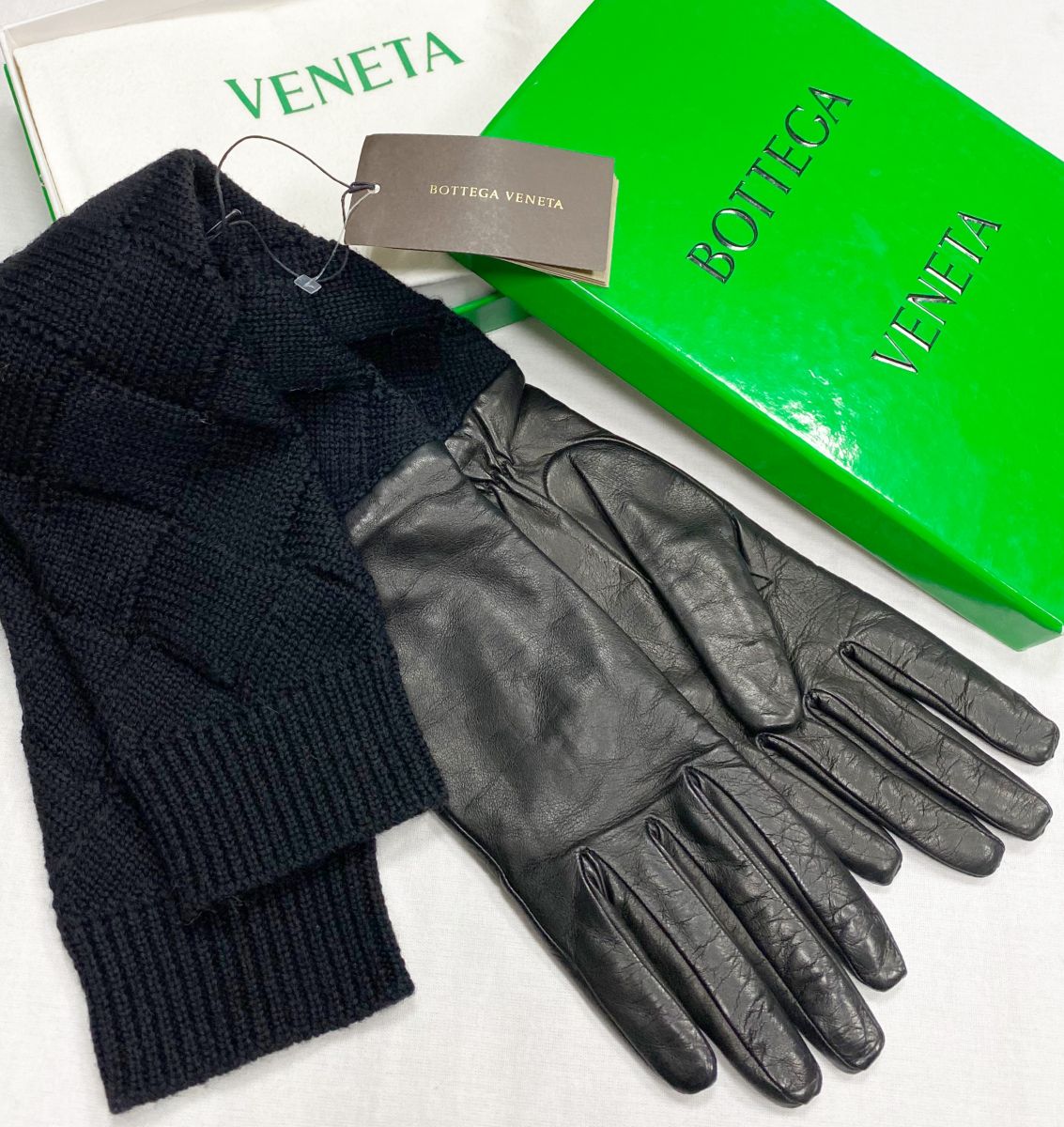 Перчатки Bottega Veneta размер 75 цена 15 655 руб / новые с бирками / 