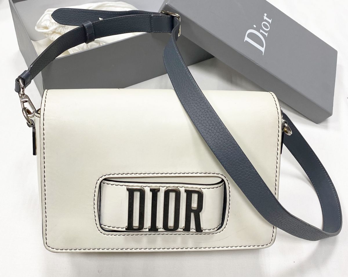 Сумка Christian Dior размер 25/15 цена 54 793 руб