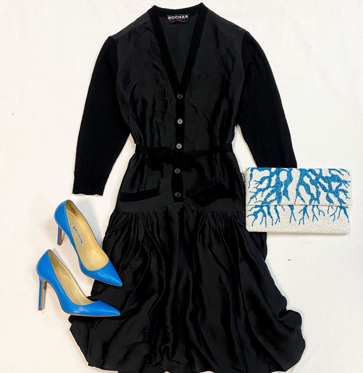Платье Rochas размер 40 цена 12 308 руб
Туфли Manolo Blahnik размер 36 цена 15 385 руб 