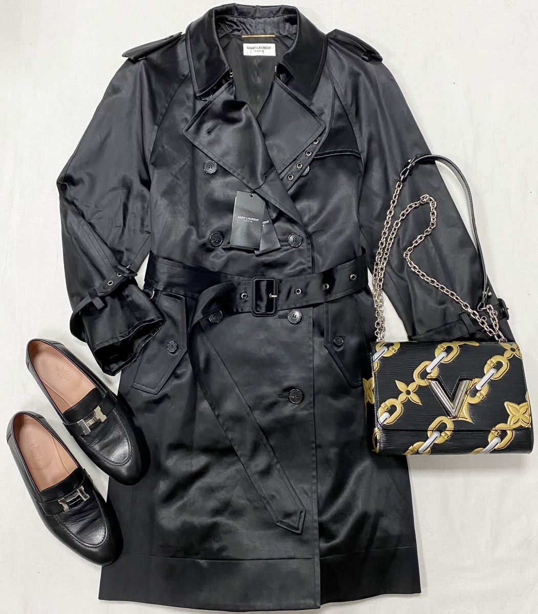 Тренч Saint Laurent размер 36 цена 78 275 руб / новый с ценником / 
Лоферы Hermes размер 39.5 цена 62 620 руб
Сумка Louis Vuitton