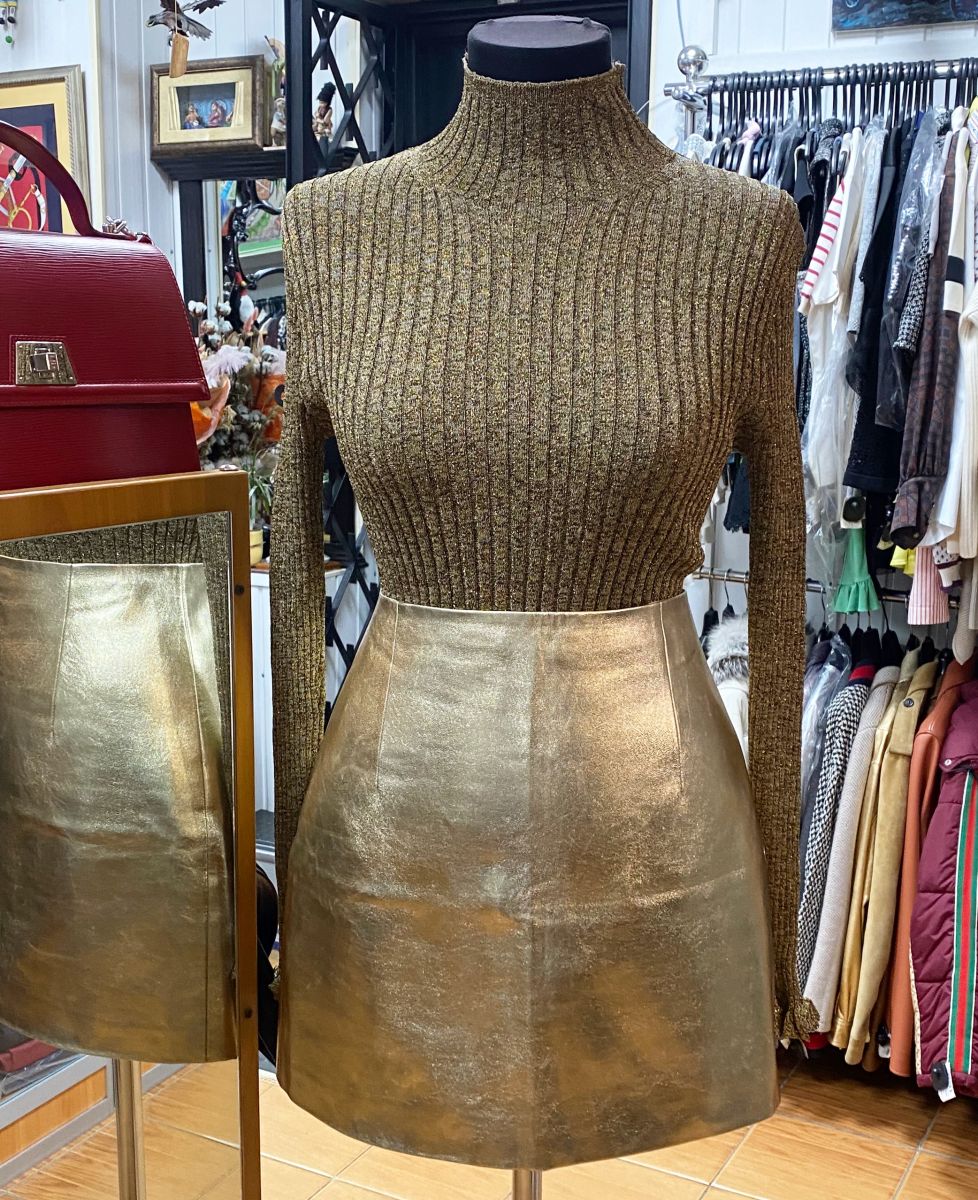 Кофта /люрекс/ Ralph Lauren размер M цена 7 693 руб
Юбка 2mood размер M цена 9 231 руб