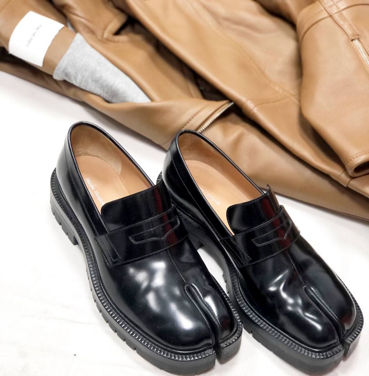 Лоферы MAISON MARGIELA размер 39 цена 46 965 руб