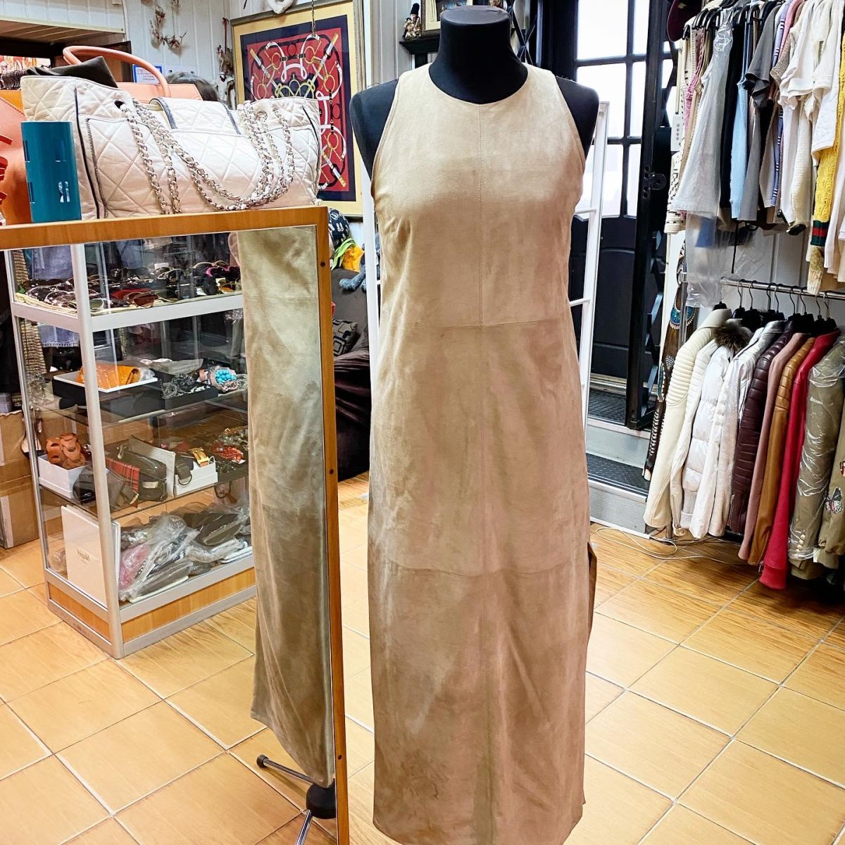 Платье / замша / Brunello Cucinelli размер 44 цена 38 463 руб 