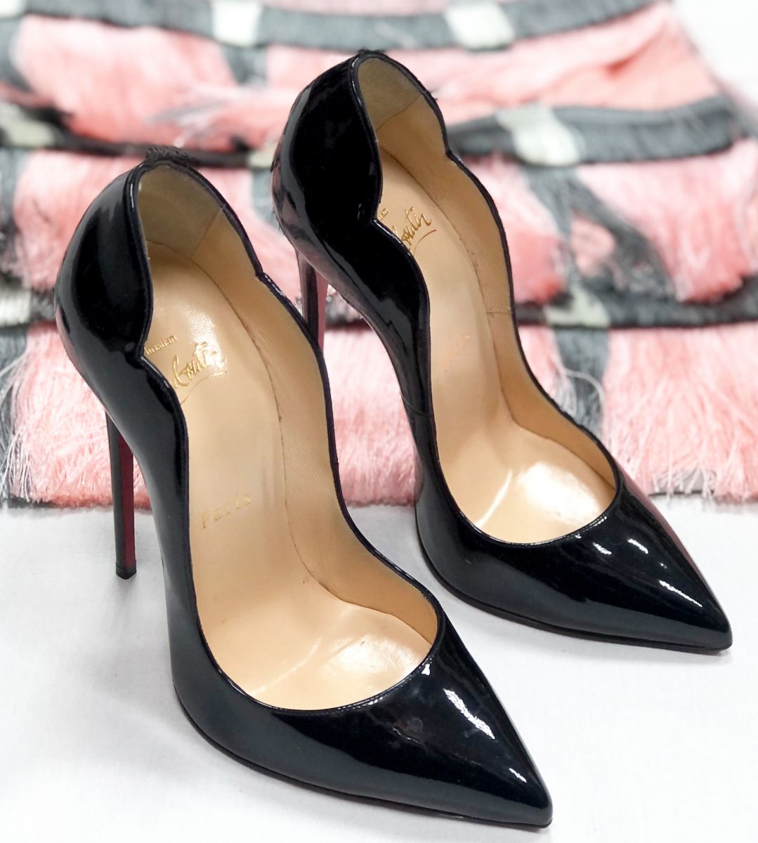 
Туфли Louboutin размер 37 цена 15 655 руб