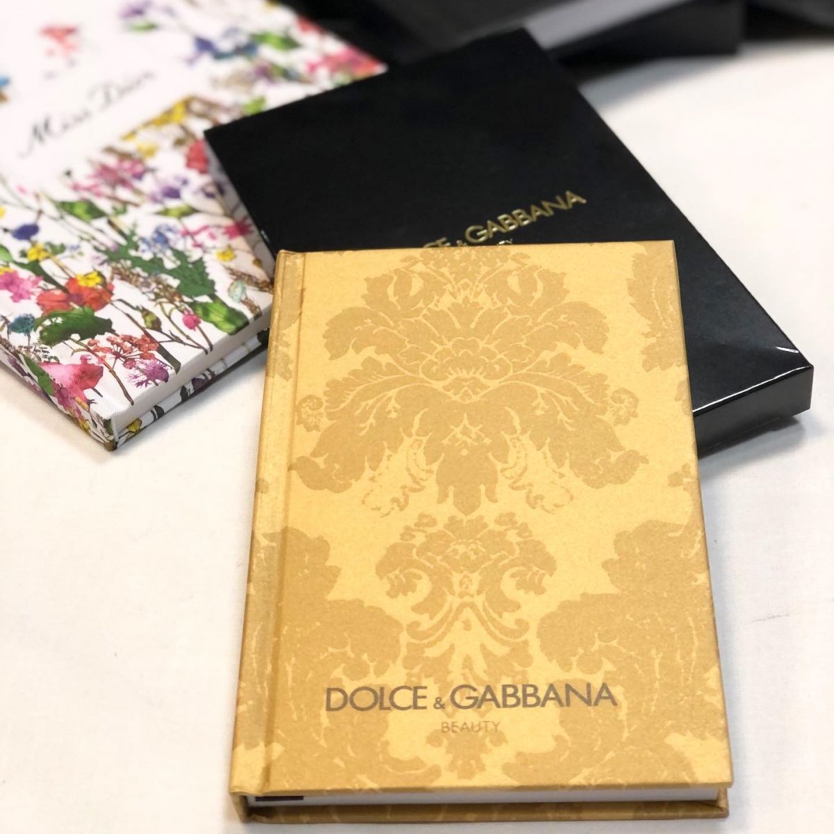 Блокнот Dolce Gabbana цена 1 077 руб /новый/