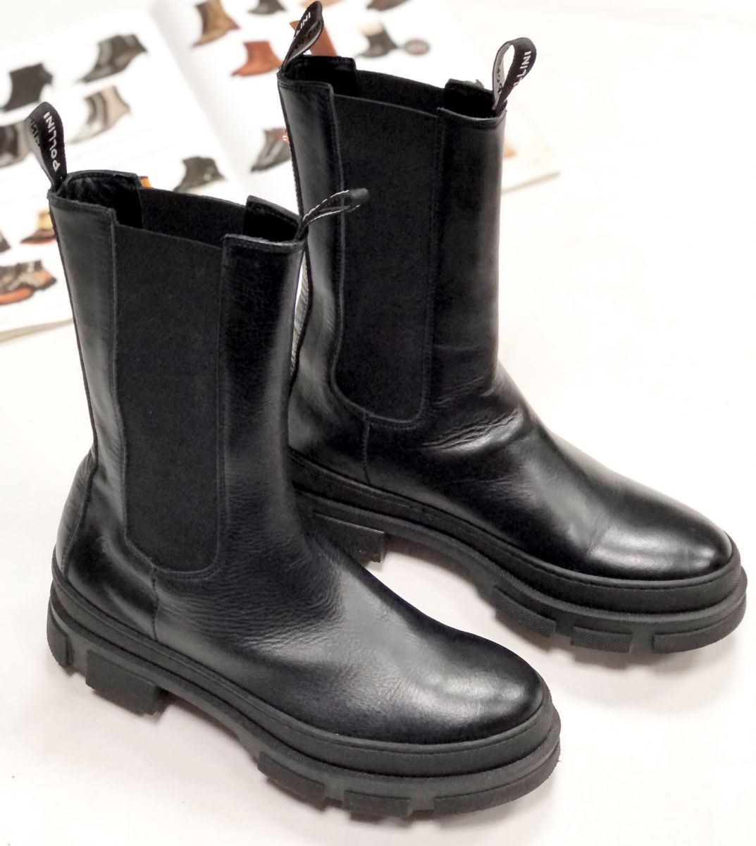 Ботинки Pollini размер 39 цена 7 828 руб
