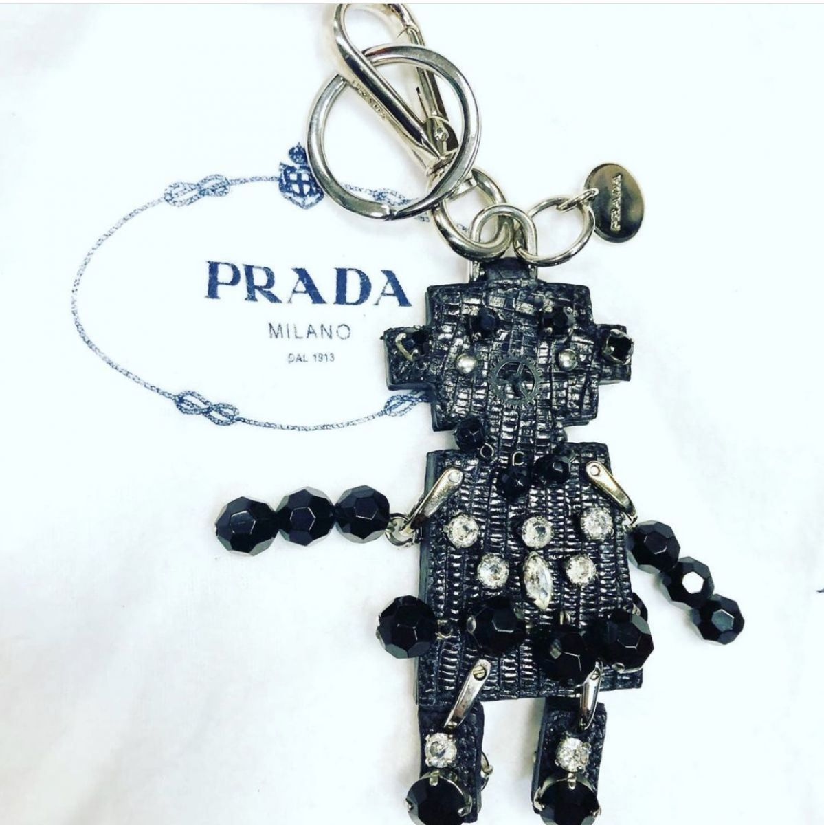 Брелок Prada цена 7 693 руб