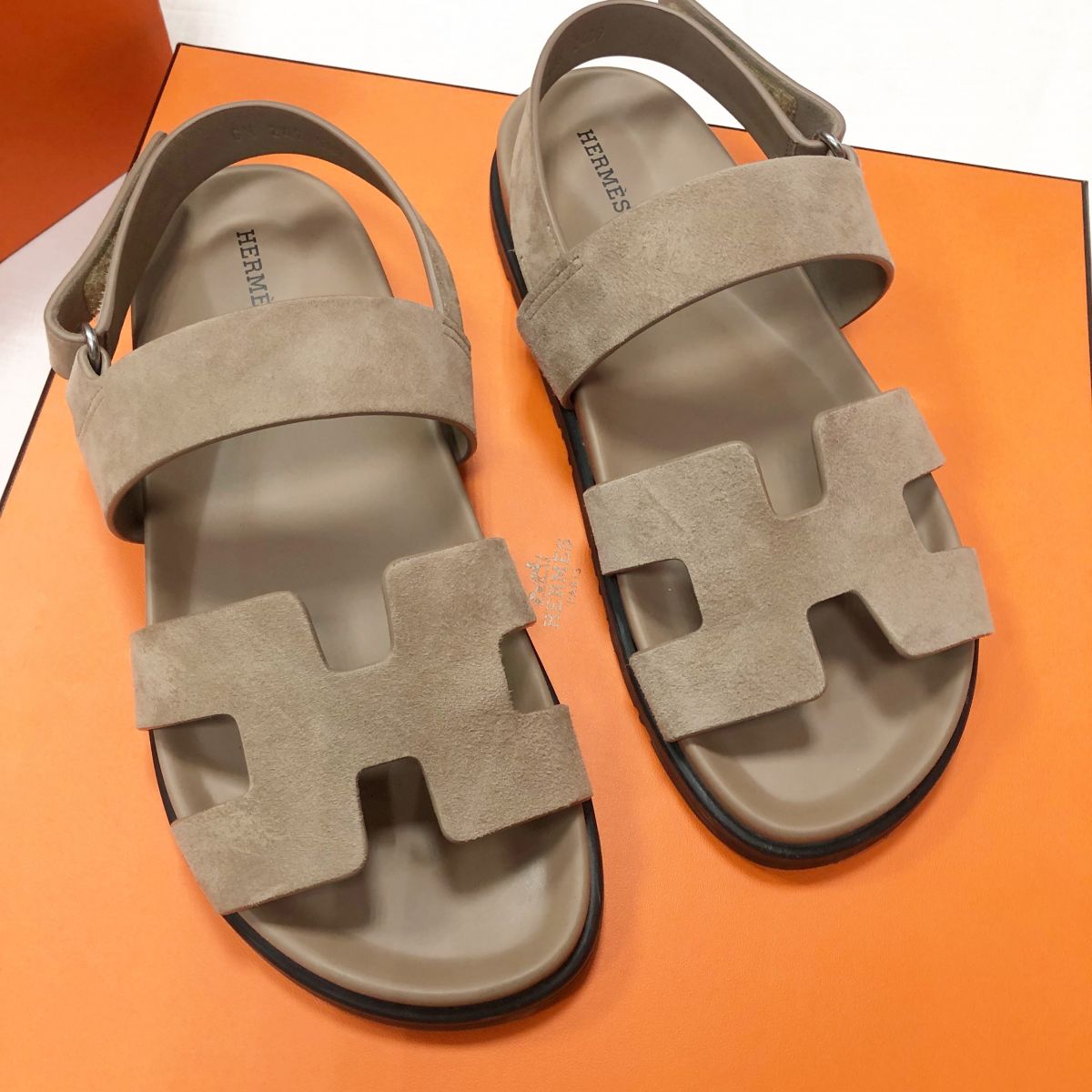
Сабо HERMÈS размер 40 цена 70 448 руб /новые/
Сумка Chanel