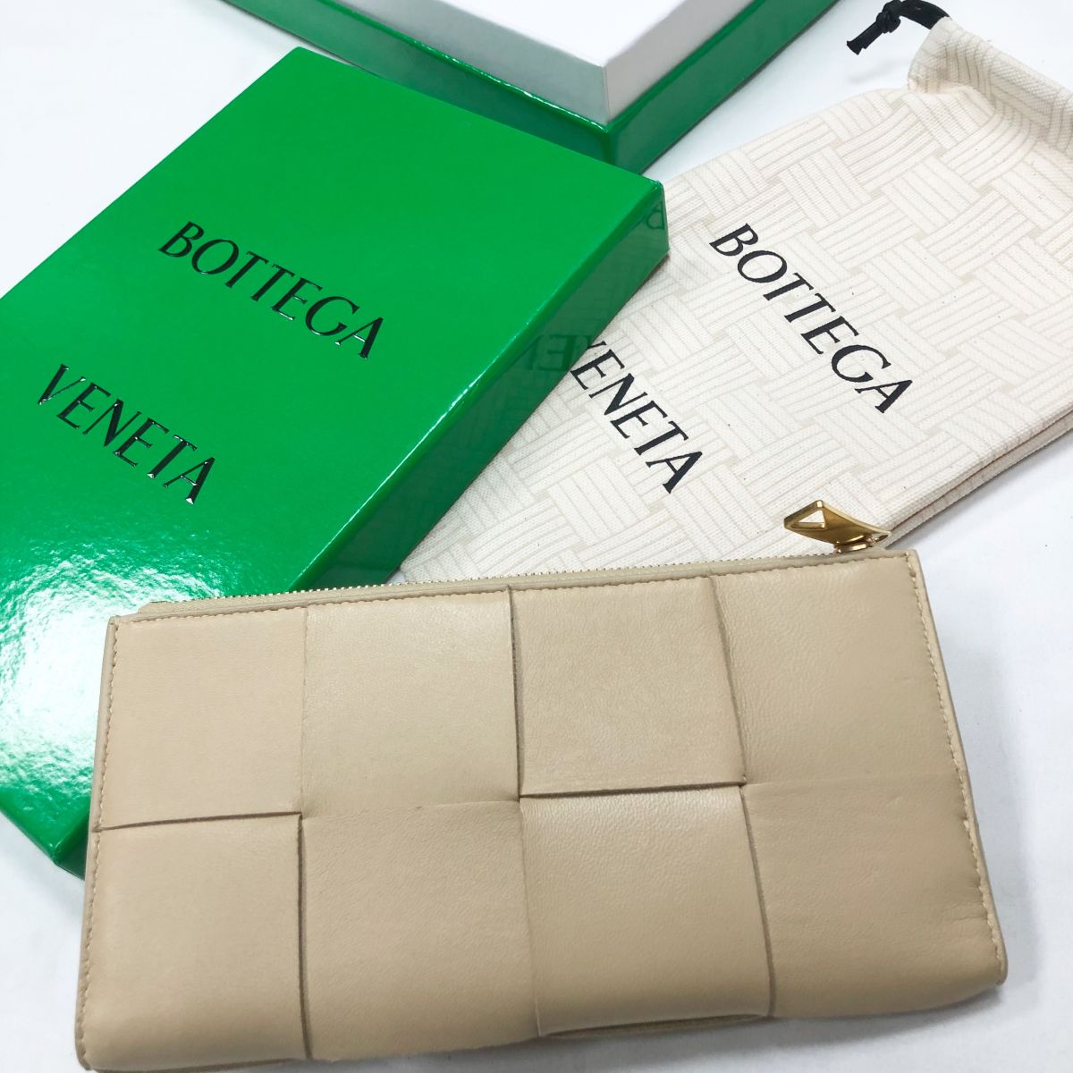 Кошелек BOTTEGA VENETA цена 45 400 руб /в коробке/ новый/