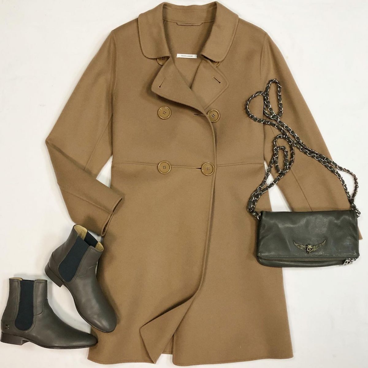 Пальто/кашемир/ MAXMARA  размер 46 цена 18 462 рубБотинки CHANEL  размер 37 цена 46 155 рубСумка ZADIG VOLTAIRE