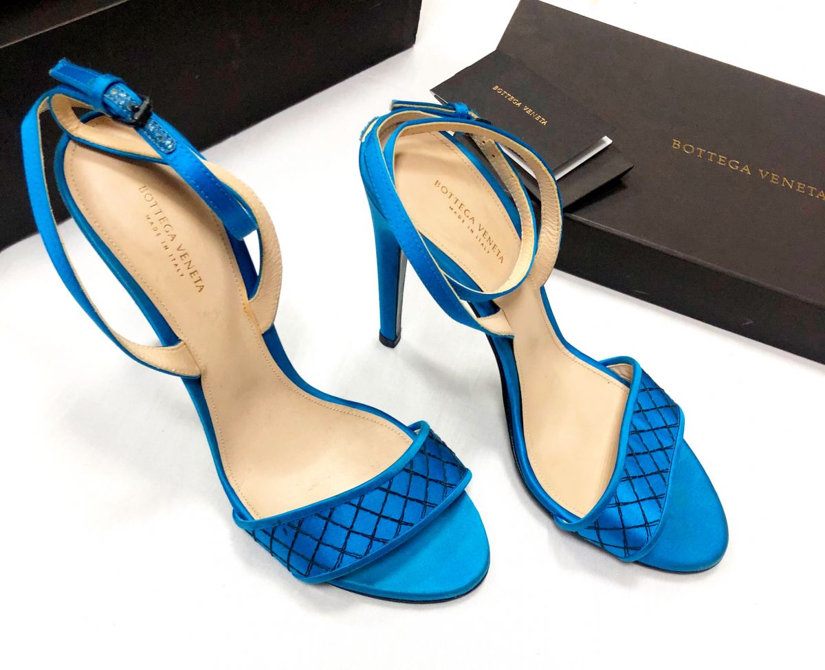 Босоножки BOTTEGA VENETA размер 40 цена 7 828 руб