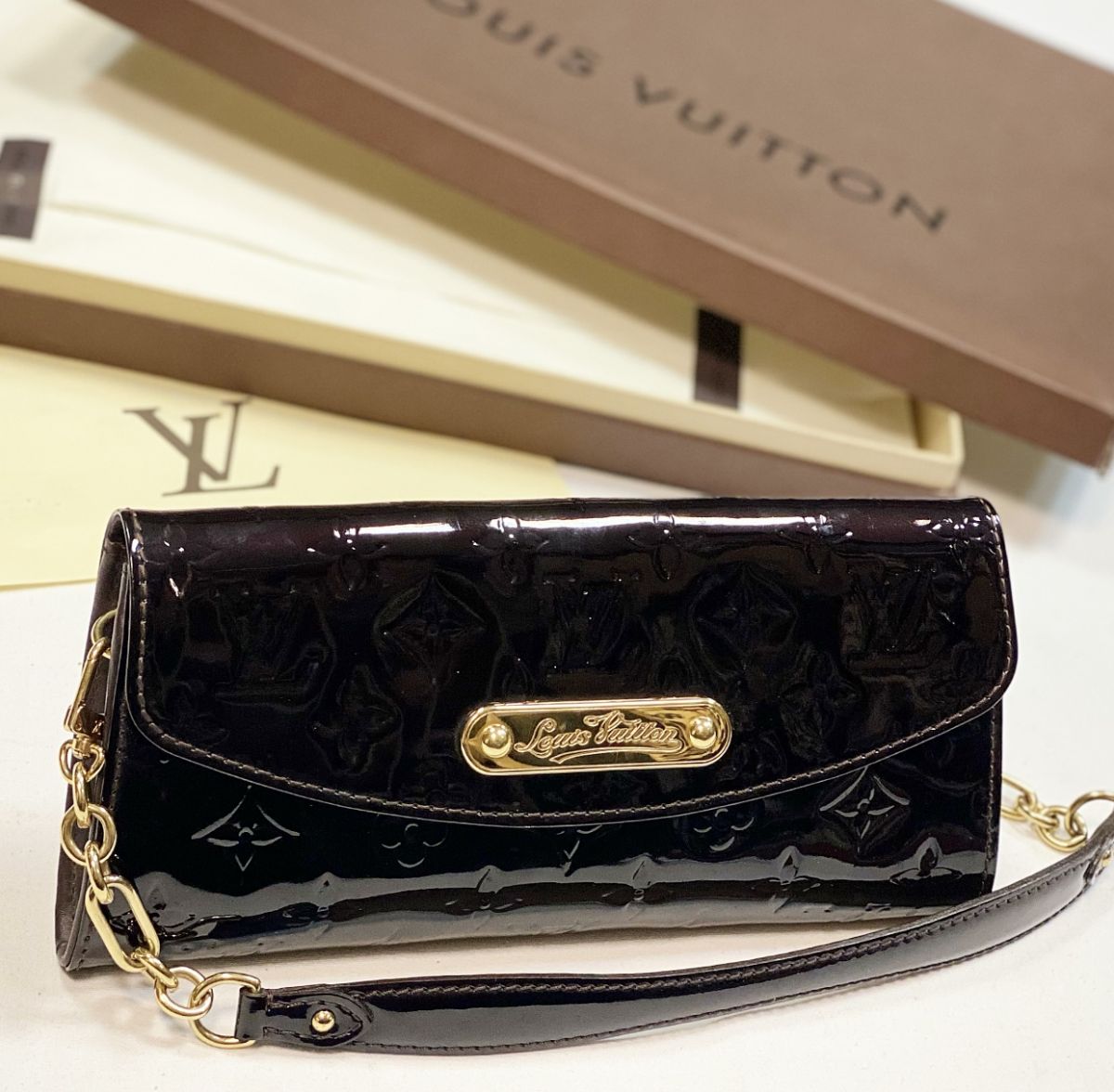 Сумочка Louis Vuitton размер 24/11 цена 38 463 руб 