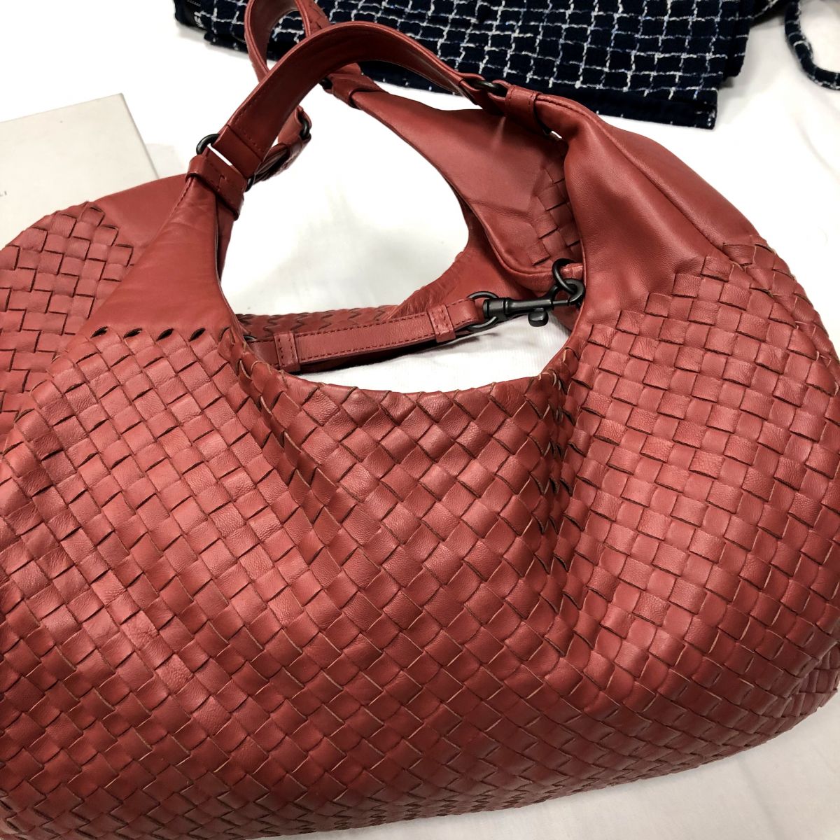 Сумка BOTTEGA VENETA размер большой цена 62 620 руб