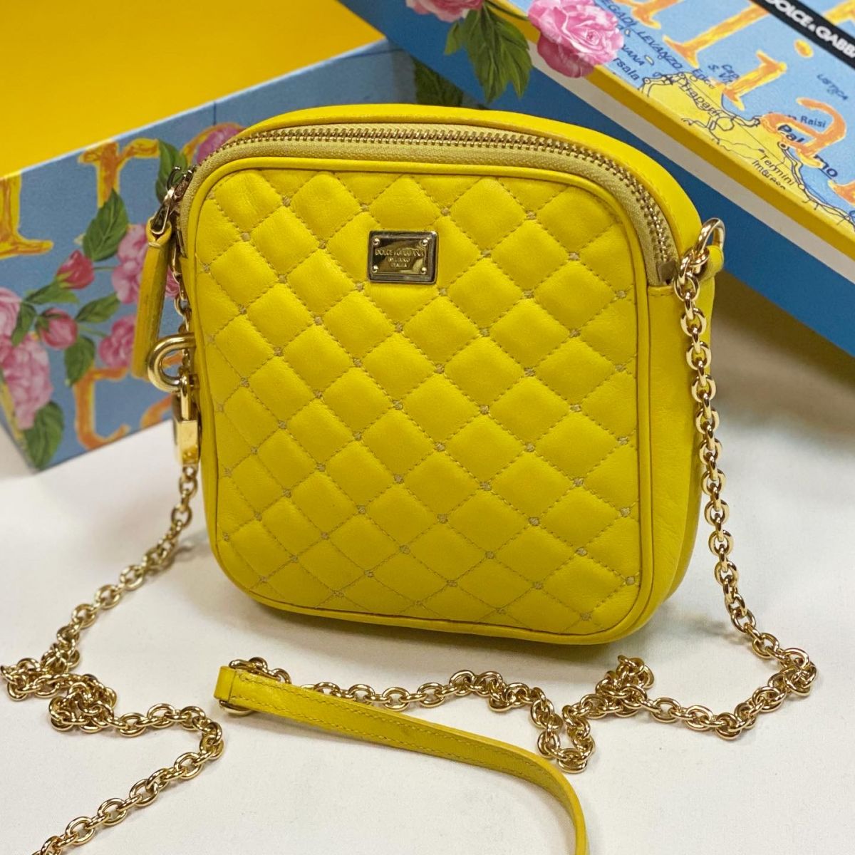 Сумка Dolce Gabbana размер 15 15 цена 15 385 руб 