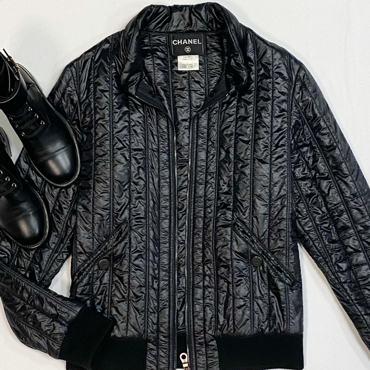 Куртка Chanel размер 48 цена 46 155 рубБотинки Louis Vuitton размер 37.5 цена 46 155 руб