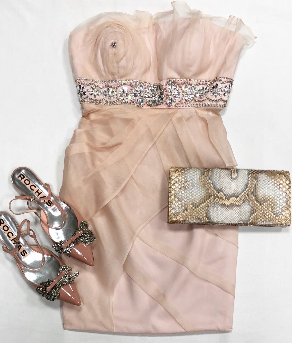 Платье/ камни/ Jovani размер 6 цена 15 655 руб
Мюли Rochas размер 40 цена 15 655 руб
Клатч Christian Dior