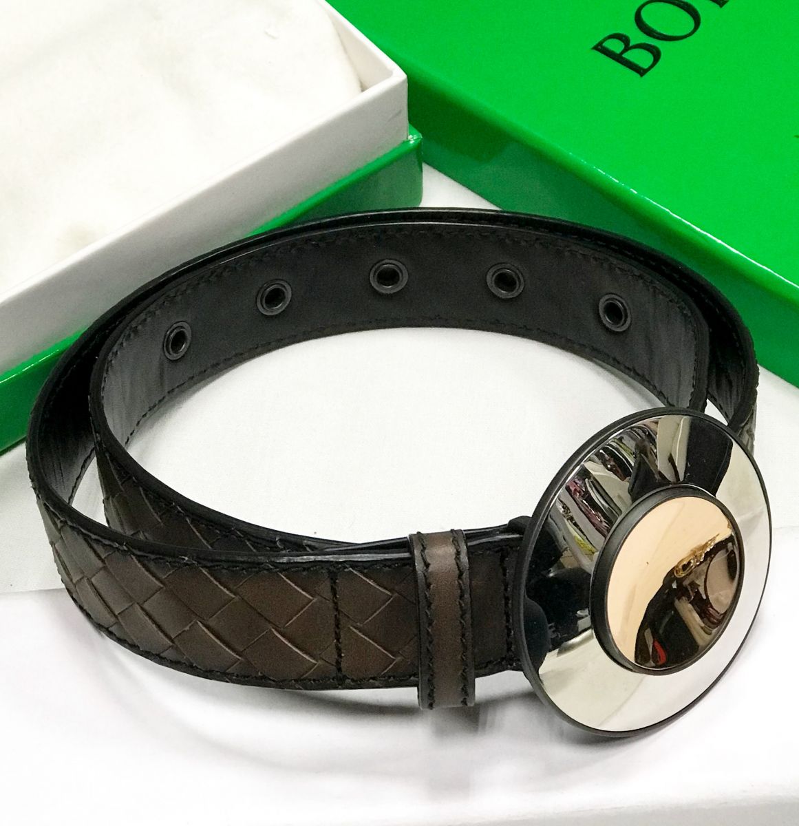 Ремень Bottega Veneta размер 75/30 цена 15 655 руб
