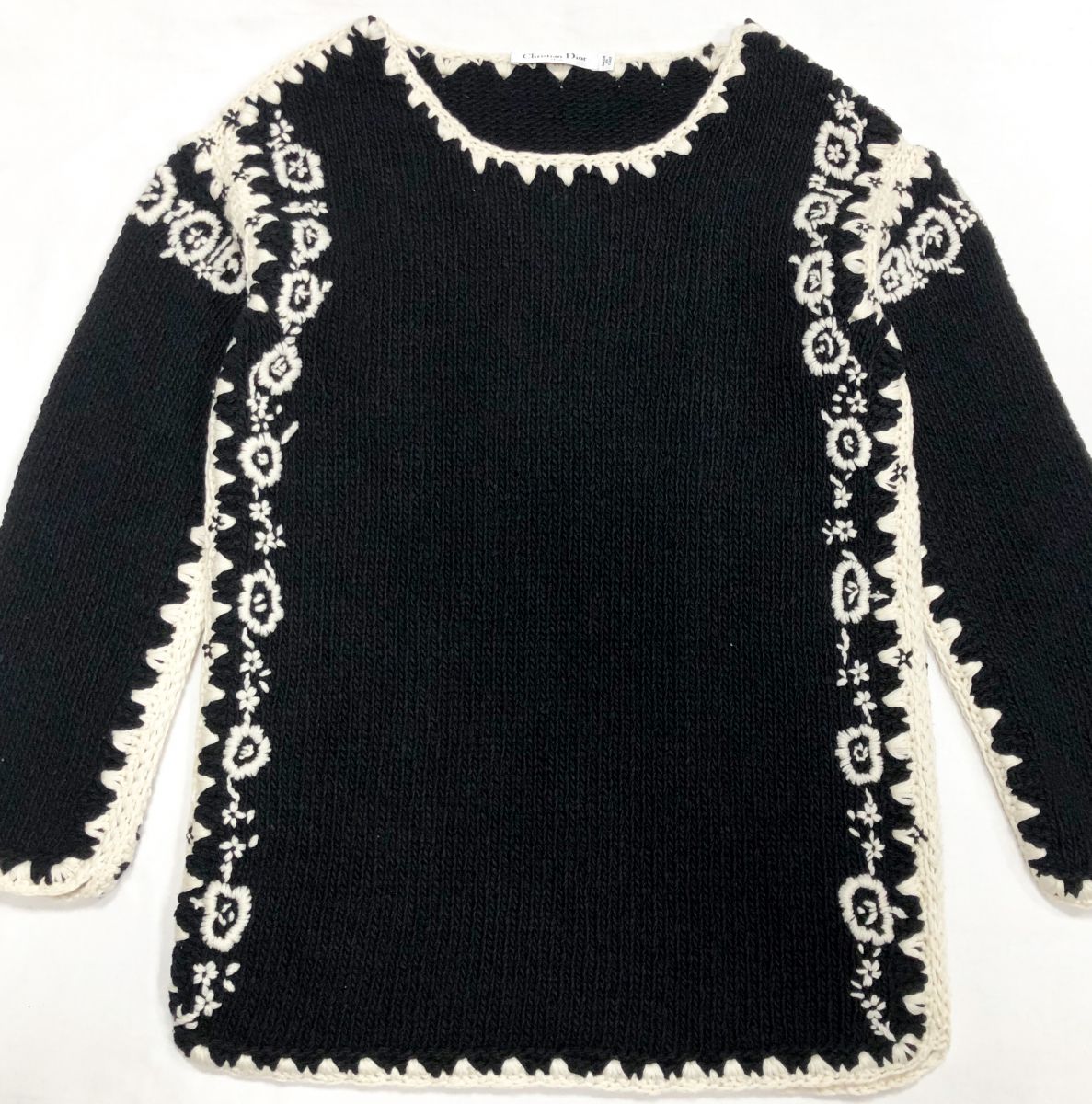 Свитер Christian Dior размер 34 цена 31 310 руб
Лоферы Chanel размер 39 цена 31 310 руб
