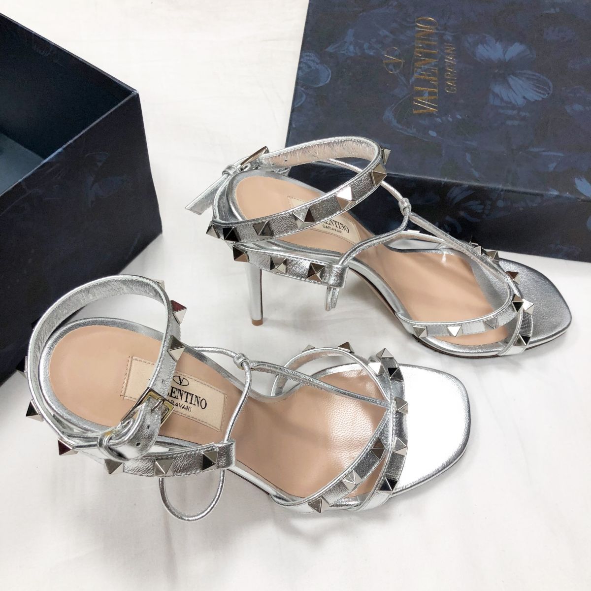 Босоножки VALENTINO размер 36.5 цена 23 484 руб /новые/
