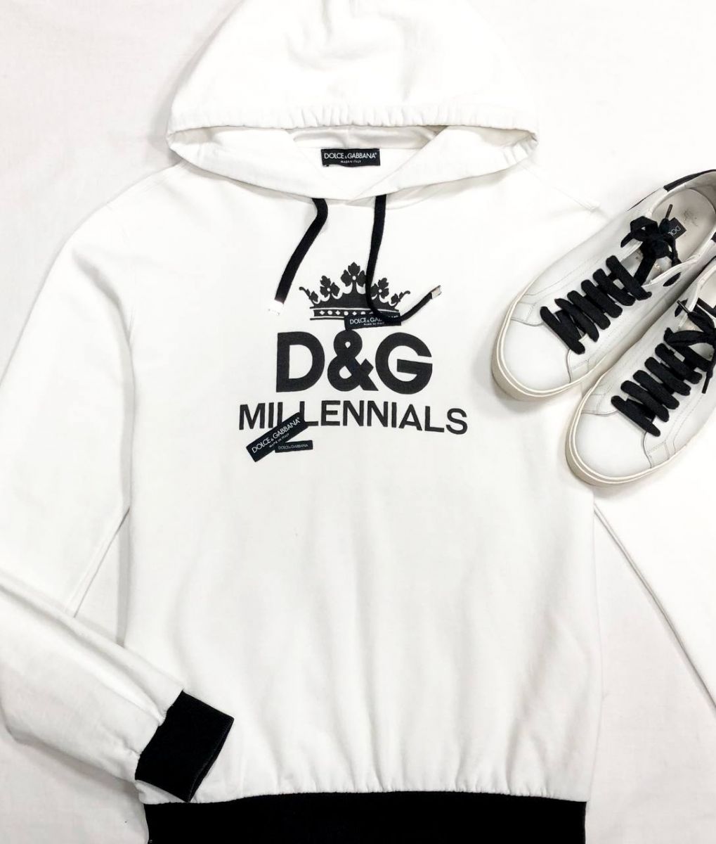 #mechtamen Толстовка Dolce Gabbana размер 48 цена 20 352 руб
Кеды Dolce Gabbana размер 43 цена 23 483 руб