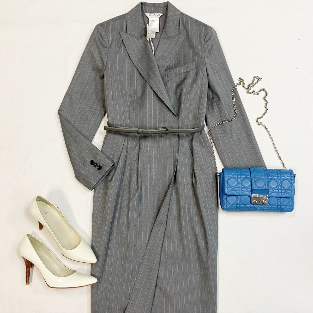 Платье Max Mara размер 40 цена 10 770 рубТуфли Stuart Weitzman размер 38 цена 10 770 рубСумка Dior