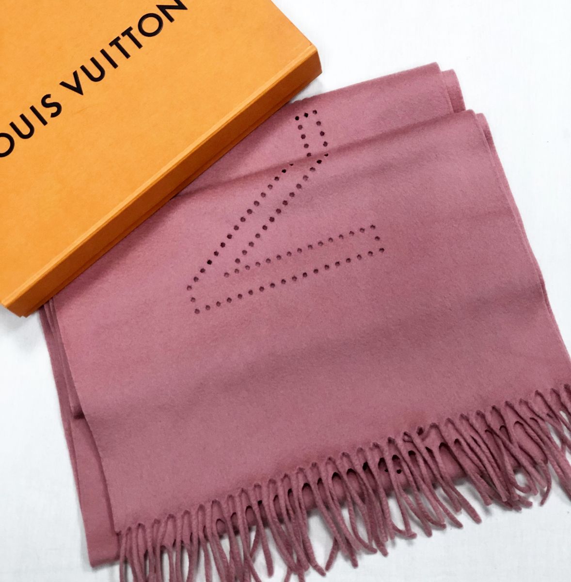 Шарф Louis Vuitton размер 35/200 цена 23 483 руб
