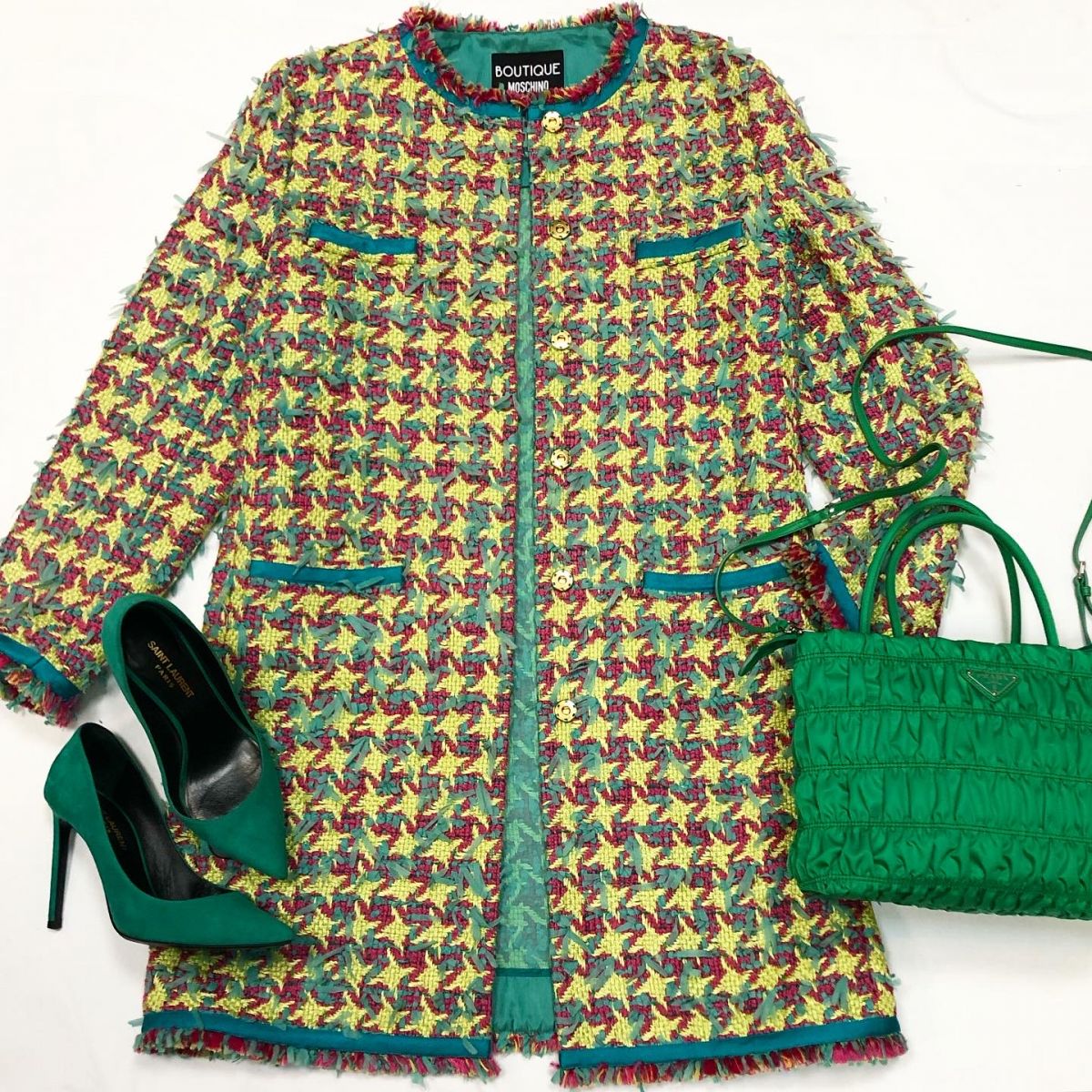 Пальто /твид/ Moschino размер 40/44 цена 18 462 руб Туфли Saint Laurent размер 37 цена 4 616 руб Сумка Prada